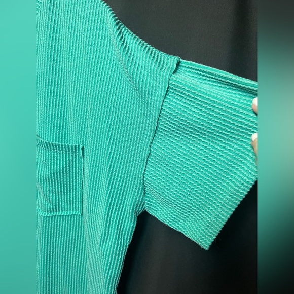 Altar'd State Turquoise Ribbed V-Neck Short Sleeve Top - Picture 7 of 12